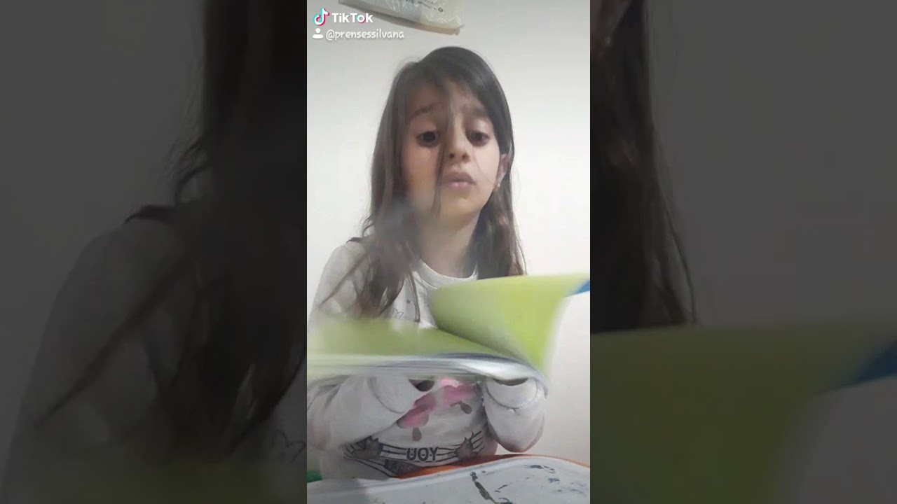 of  sıkıldı  çok  bunaldım.  yeter  eve  tıkılıp  kaldım  oku  oku  kitap  kalmadı.  biraz   gezmek