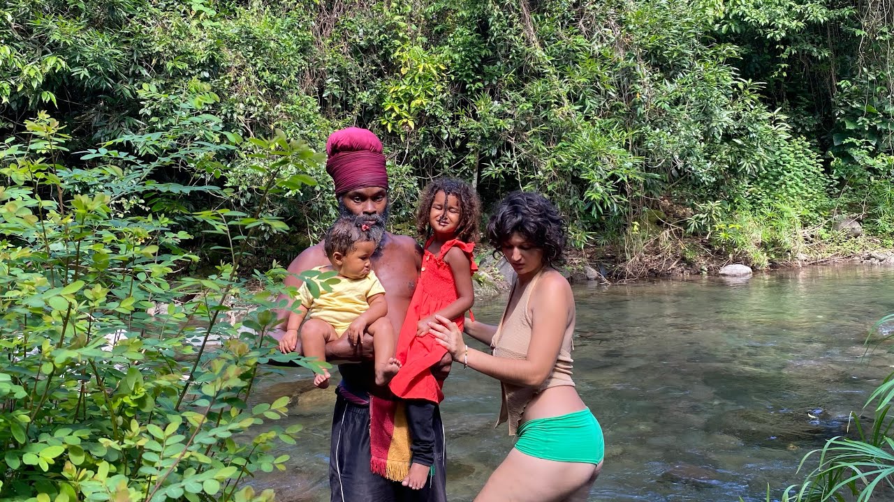 Off grid living in Portland Jamaica 🇯🇲