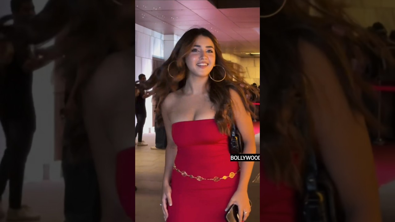 Oh My God...Roshni Walia ne aaj raat ka neend kharab kar diya 🔥🥵🥶| Bollywoodlogy
