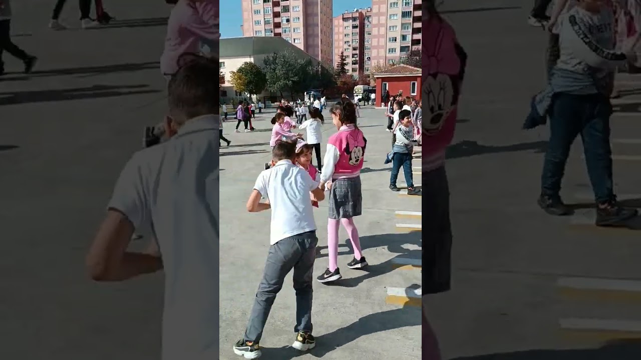 okulda çılgın dans