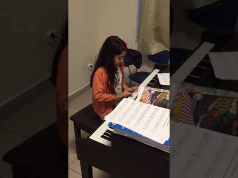 Okulda Piano Çaldım!!!Leydi Denizella ve Kristal Kız 'da oradaydı😉