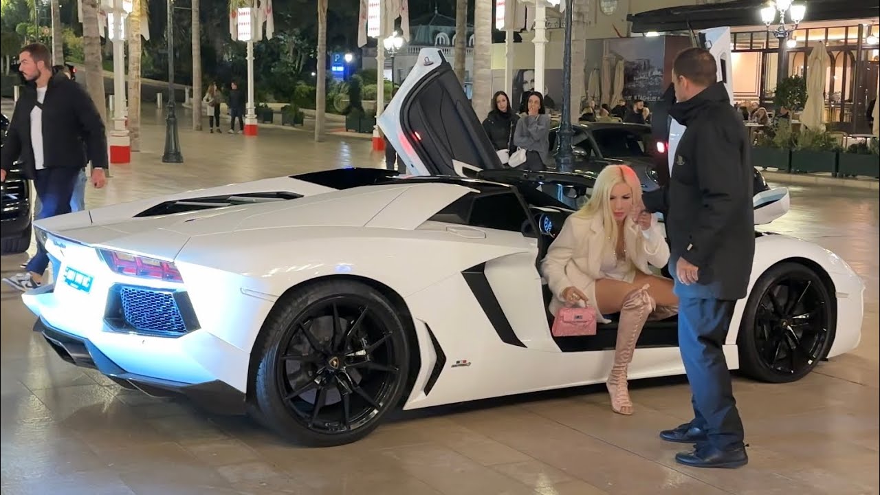 OMG! A Beautiful Hot Blonde Woman Getting Out Of A Supercar. Carspotting Monaco #billionaire #monaco
