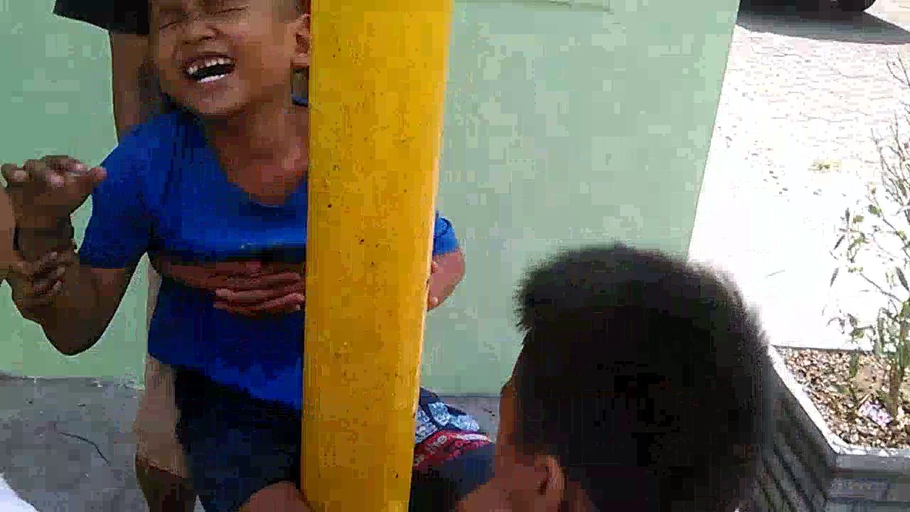 Orang gila di gesek