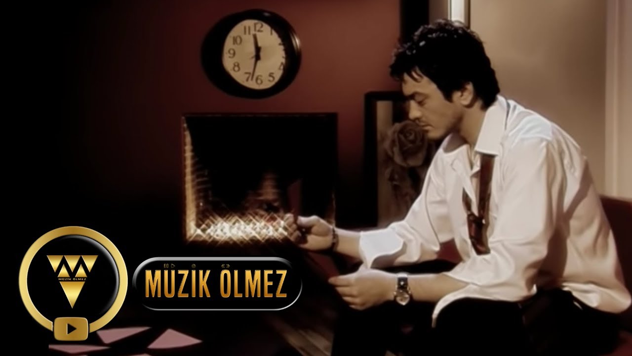 Orhan Ölmez  - Aşk Beni Sevmedi (Official Video)