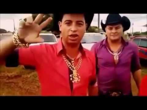 Os caras da Hillux foram humilhados por frota de FH 16