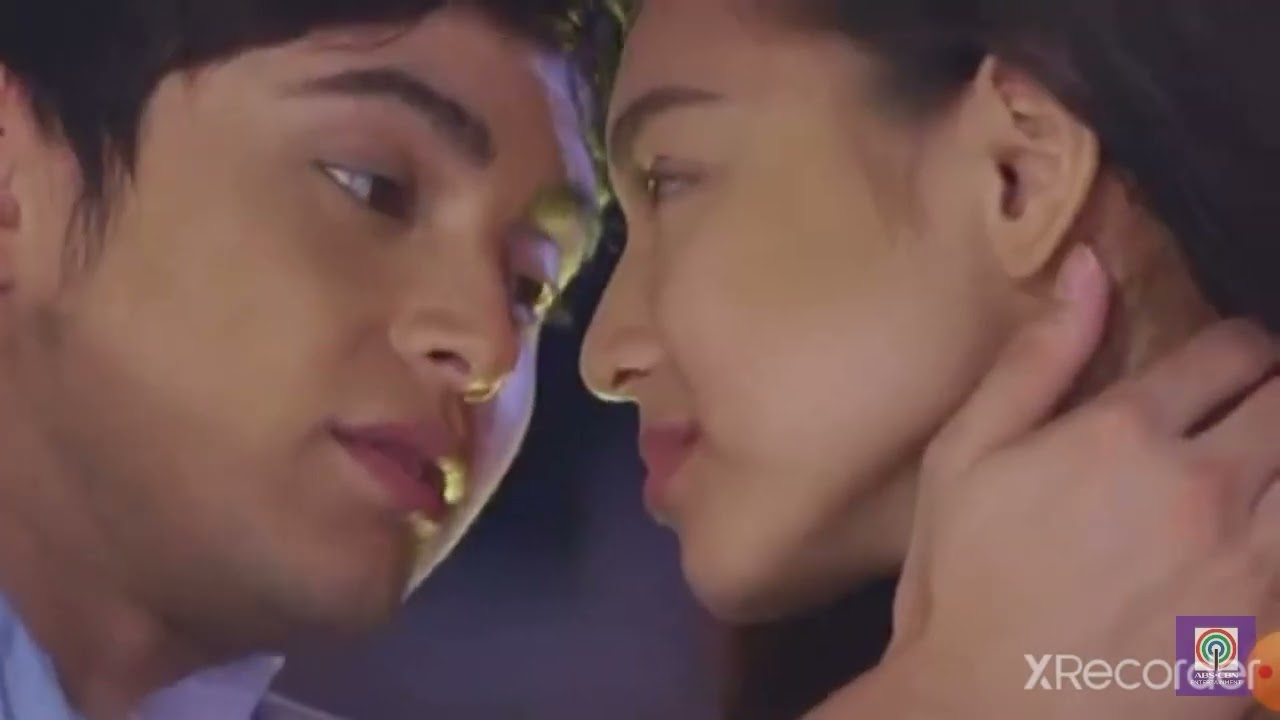 OTWOL | La Union kiss