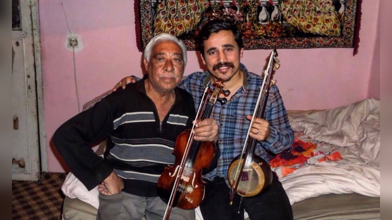 İp Attım Ucu Kaldı - Uğur Önür