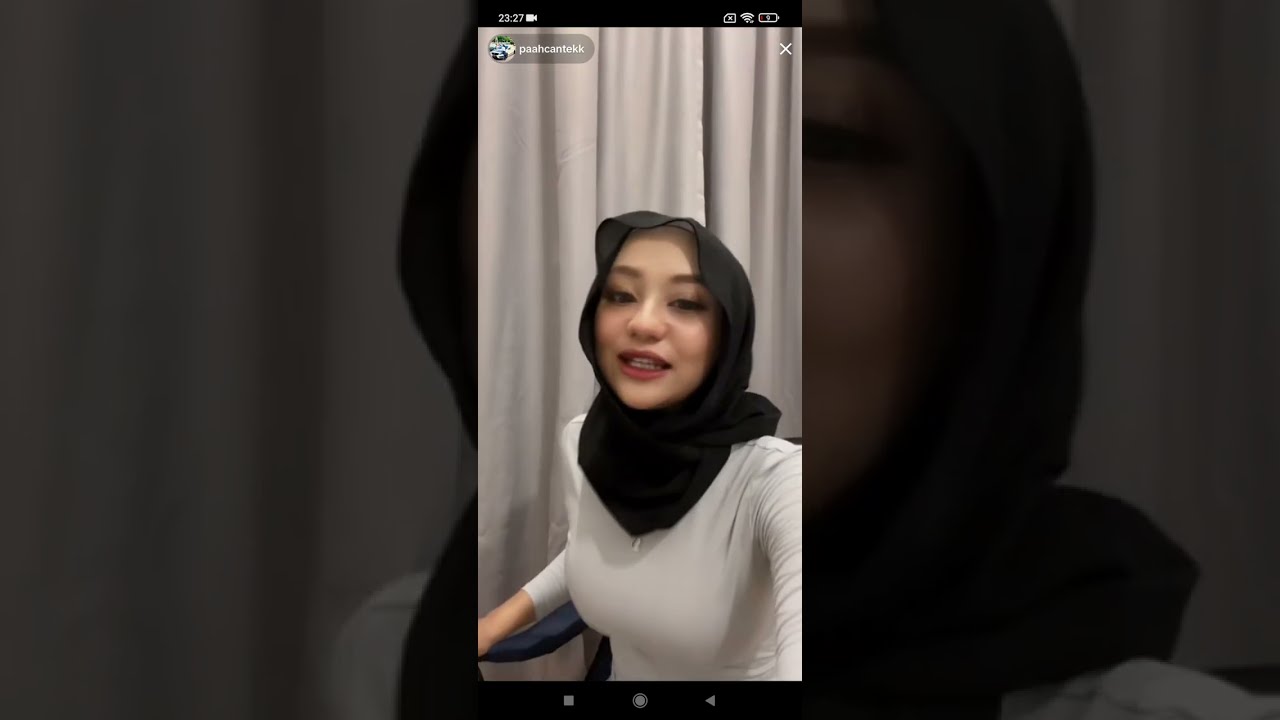 paah cantek payung 🍑🍑#tiktok #livetiktokcewekmalaysia #tiktoklive