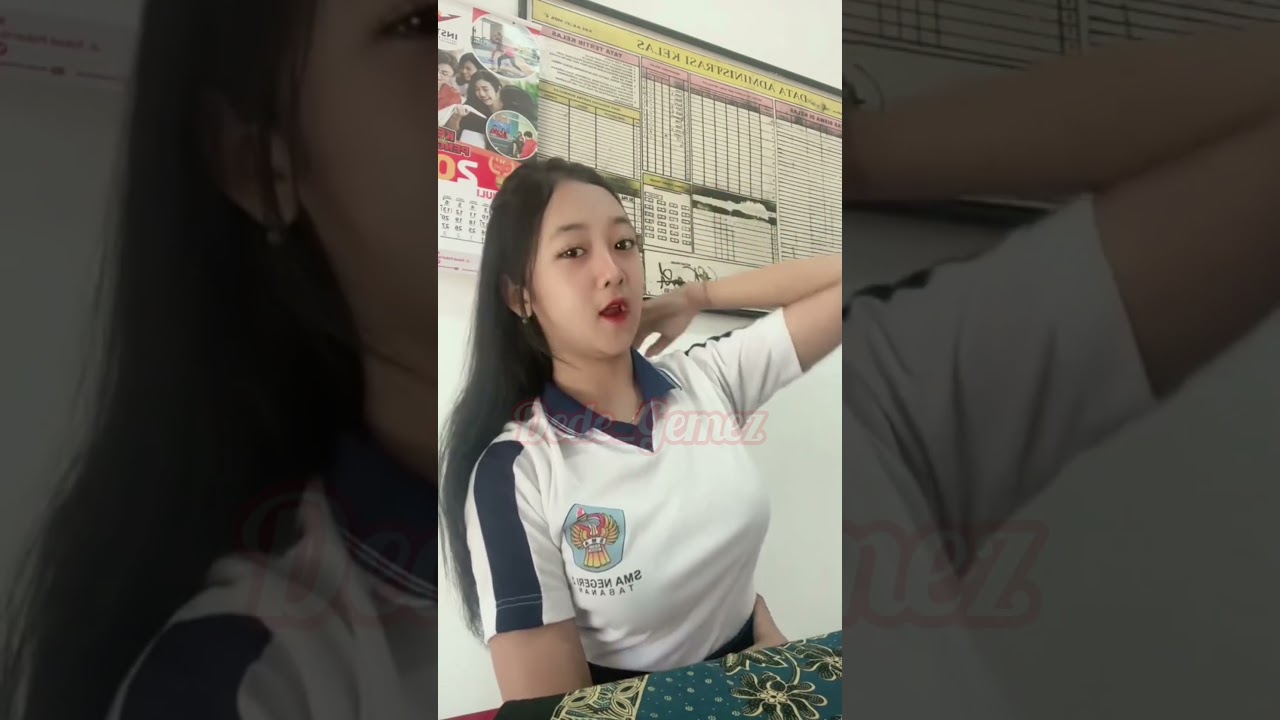 pakai seragam olahraga