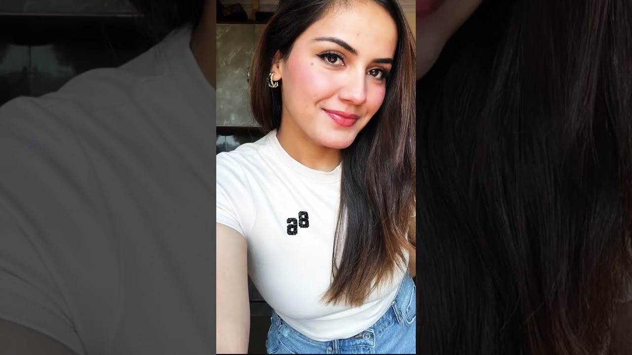Pakistan Actresses Alizey Shah Zoha Tauqeer Fatima Tahir Jeans Bold Dress Hot Photoshoot short dress