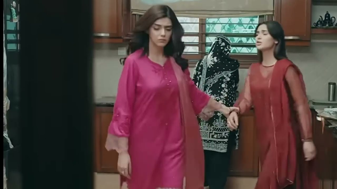 Pakistani Drama Hot Dresses Scene