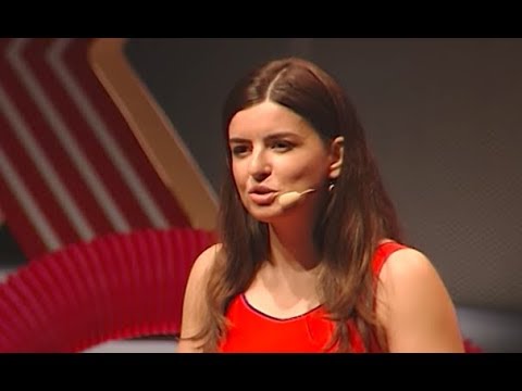 Paradoxes on Infidelity | Paradoxos sobre Infidelidade | Luana Cunha Ferreira | TEDxPorto