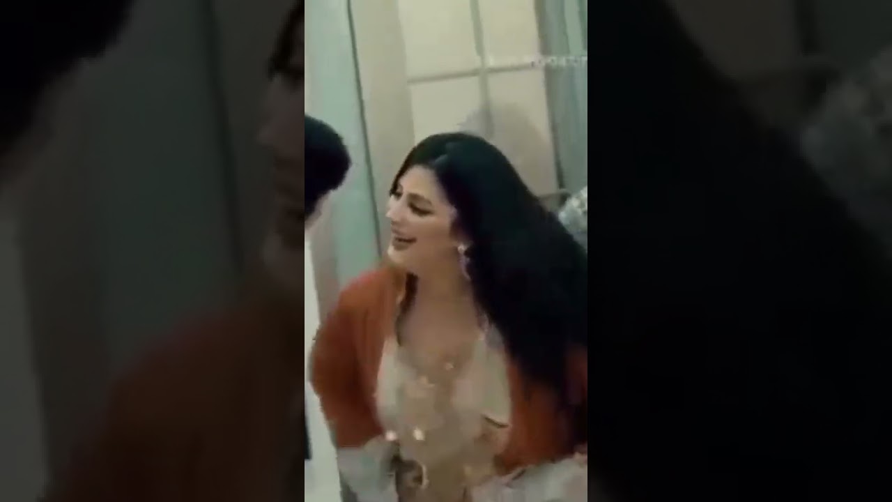 #Pashto #Singer #Nazia #Iqbal #Hot #Dance💋💋❤❤