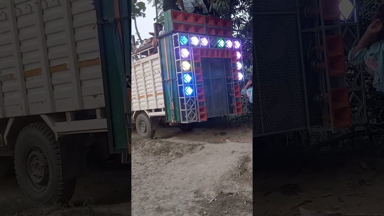 #Pawan Singh ka #new Bhojpuri song piyar farak wali #viral video DJ Hard Bass song  #viral