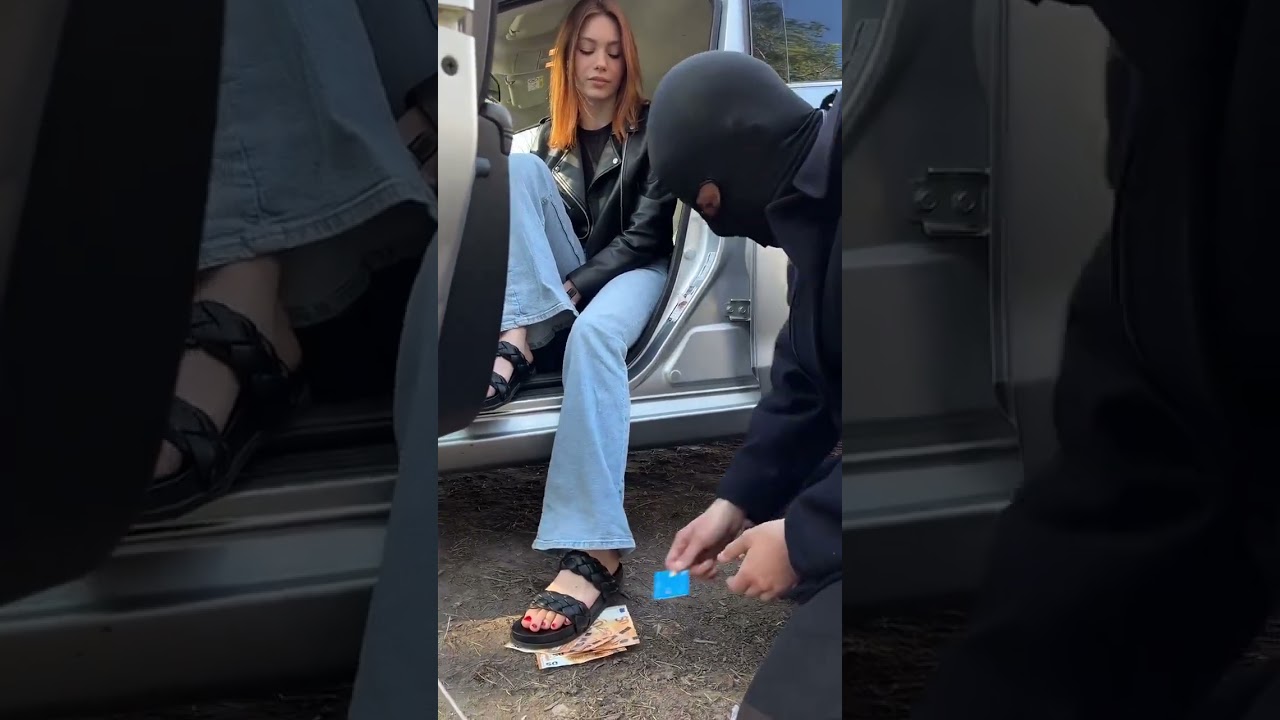 Paypig slave submitting money at goddess feet
