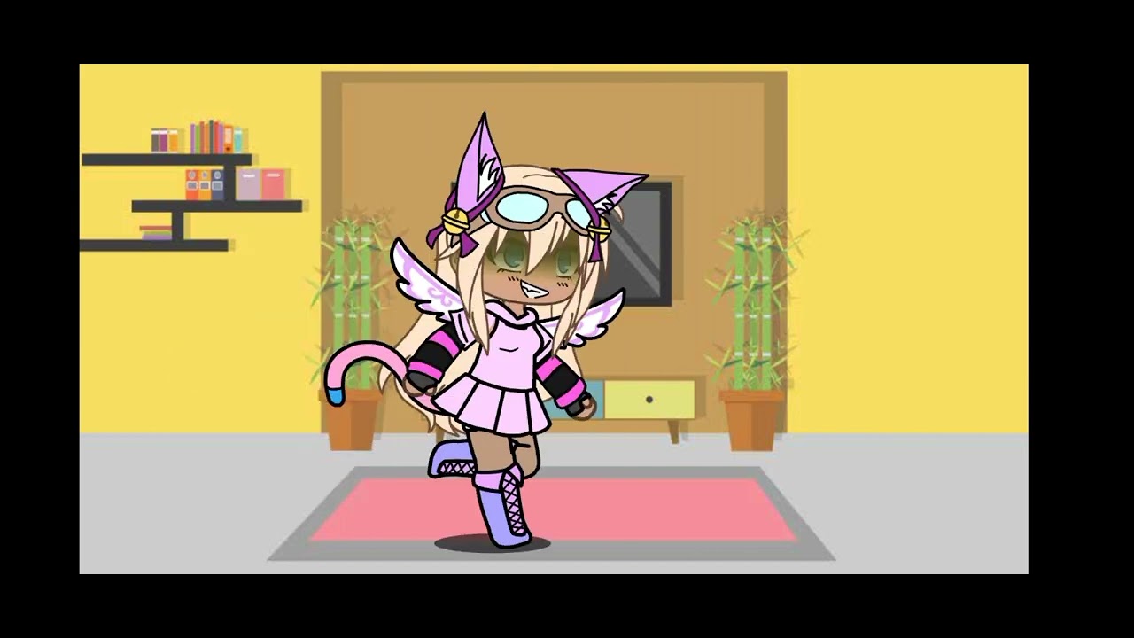 ♡//Peeing in diaper and in a plant//♡  ♡//Gacha omorashi 💖//♡