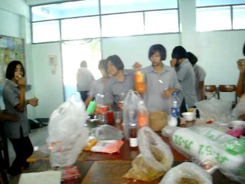 PeEMma  happy  new  year  (samroiyod  wittayakhom)