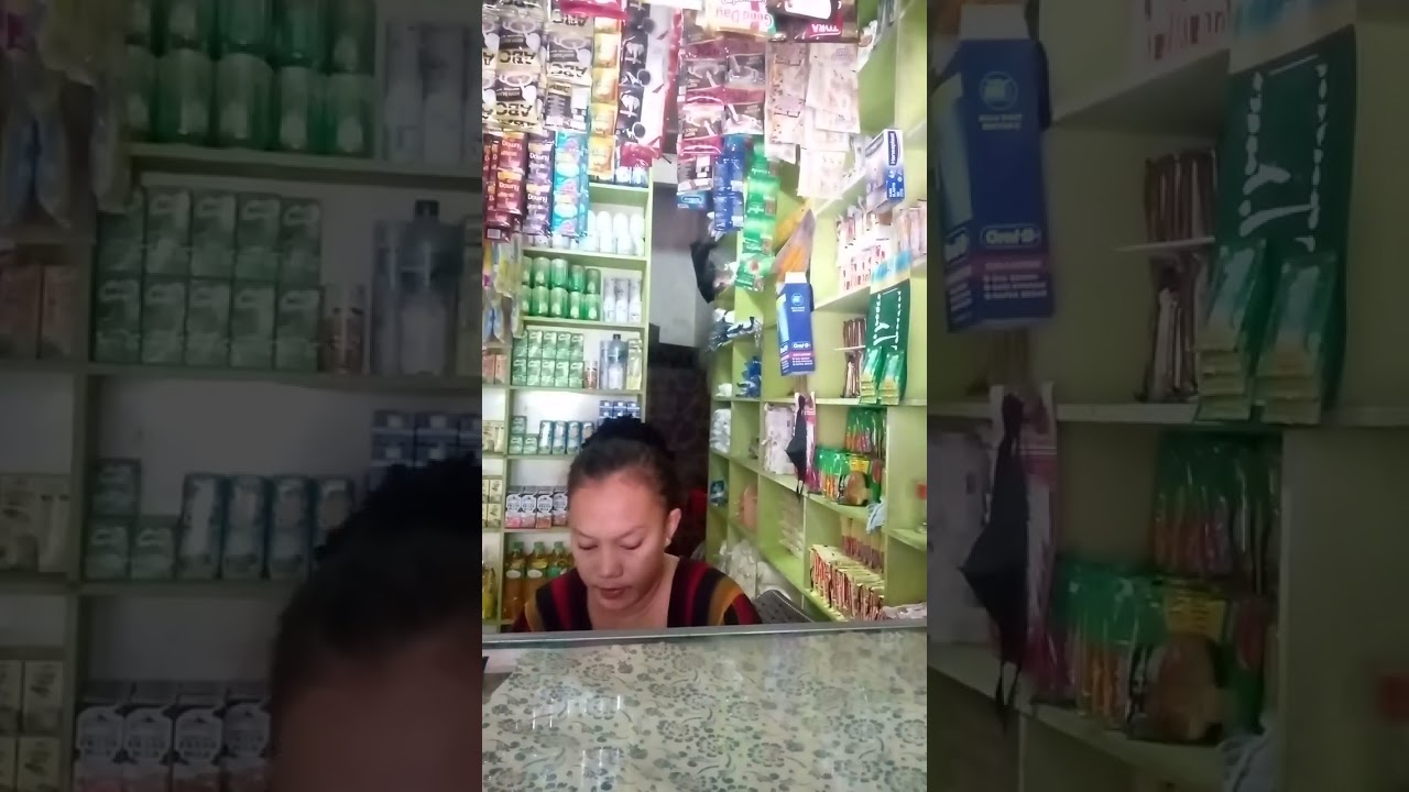 penjaga warung Tante montok makin cantik aja yah sayang