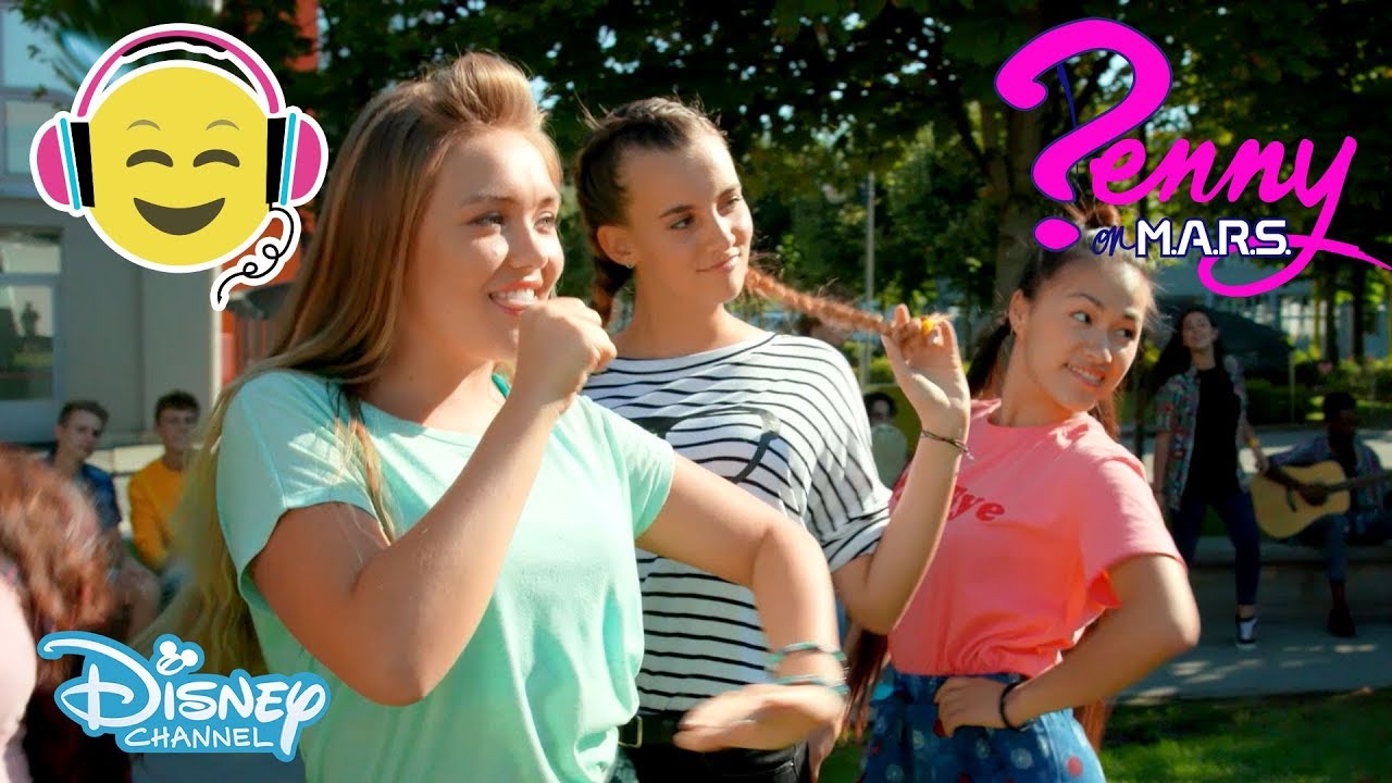 Penny på M.A.R.S | Musik: You Rock the Roll 🎼- Disney Channel Sverige