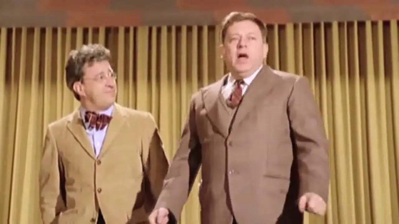 Per me è una cagata PAZZESCA (la corazzata potemkin) - Fantozzi