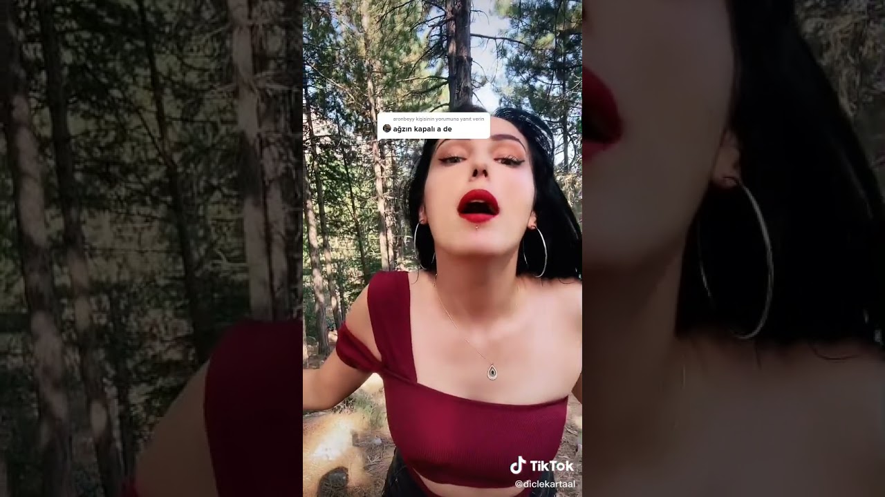 Periscope dul kadın herseyini sergiliyor(5)