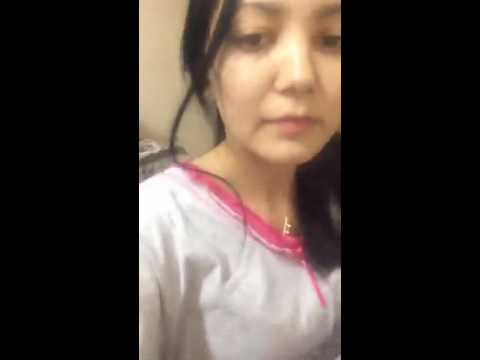 PERISCOPE LIVE*;` Shy girl is exposing her lips on periscope. Very sexy