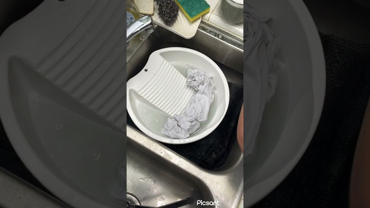 Persil deep clean laundry detergent. #persil #asmr #laundry #satisfying #shortfeed #shortsvideo