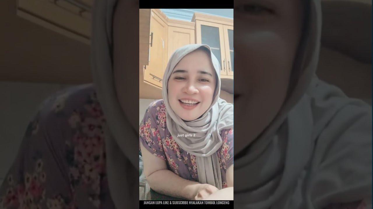 PESONA BUNDA FARAH DASTERAN JELAS BANGET LAGI NGGAK PAKAI BR* #tiktoklive #live