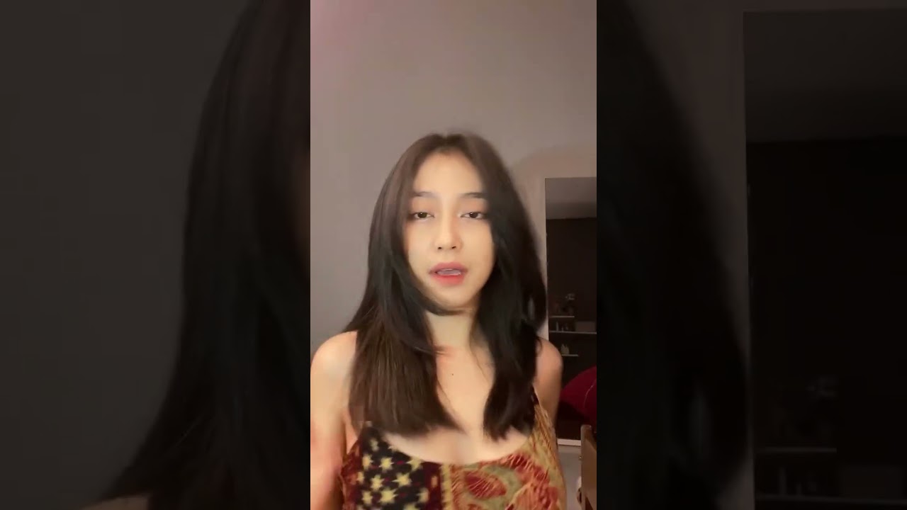 Pesona Cewek Hot💦💦| Risaatjn💦