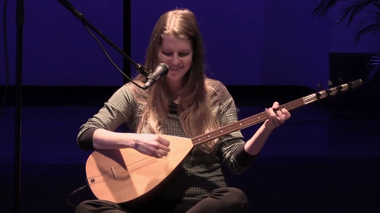 Petra Nachtmanova - Geçti Dost Kervanı Eyleme Beni
