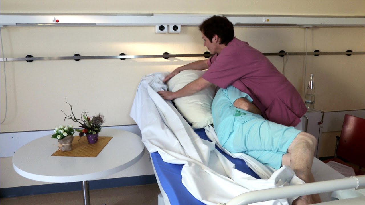 PfiFf – Anleitung zum Windel- und Lakenwechsel bei Pflegebedürftigen