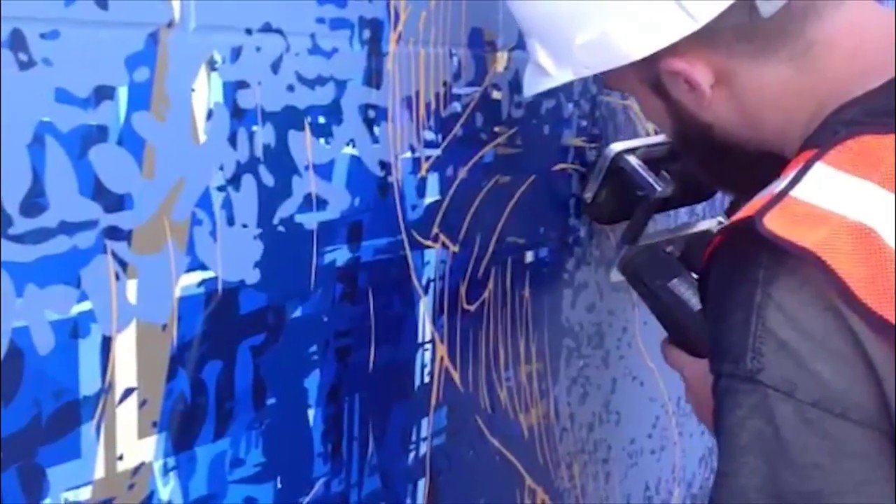 Phil Aquin Knifeless Tape Master Installing with Geek Wraps Tools