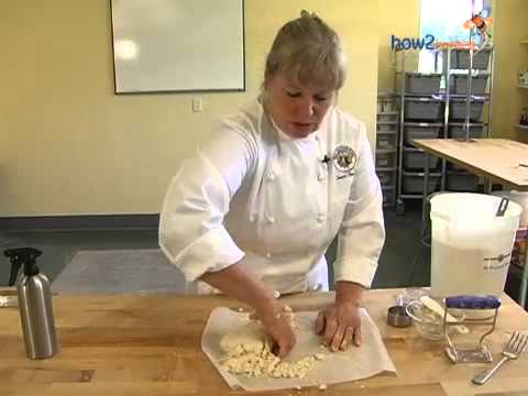 Pie Crust 101 in King Arthur Flour Test Kitchen
