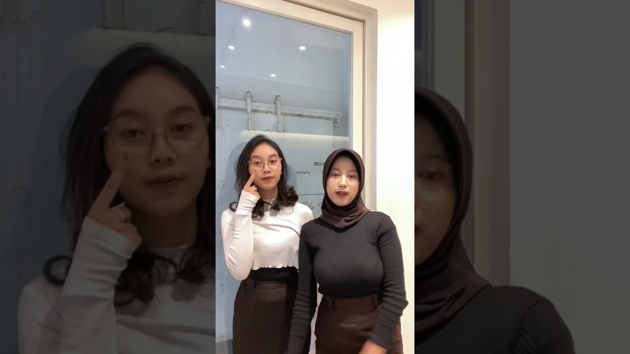 pilih hitam atau putih 😜 akun Tik tok @zarasfraa