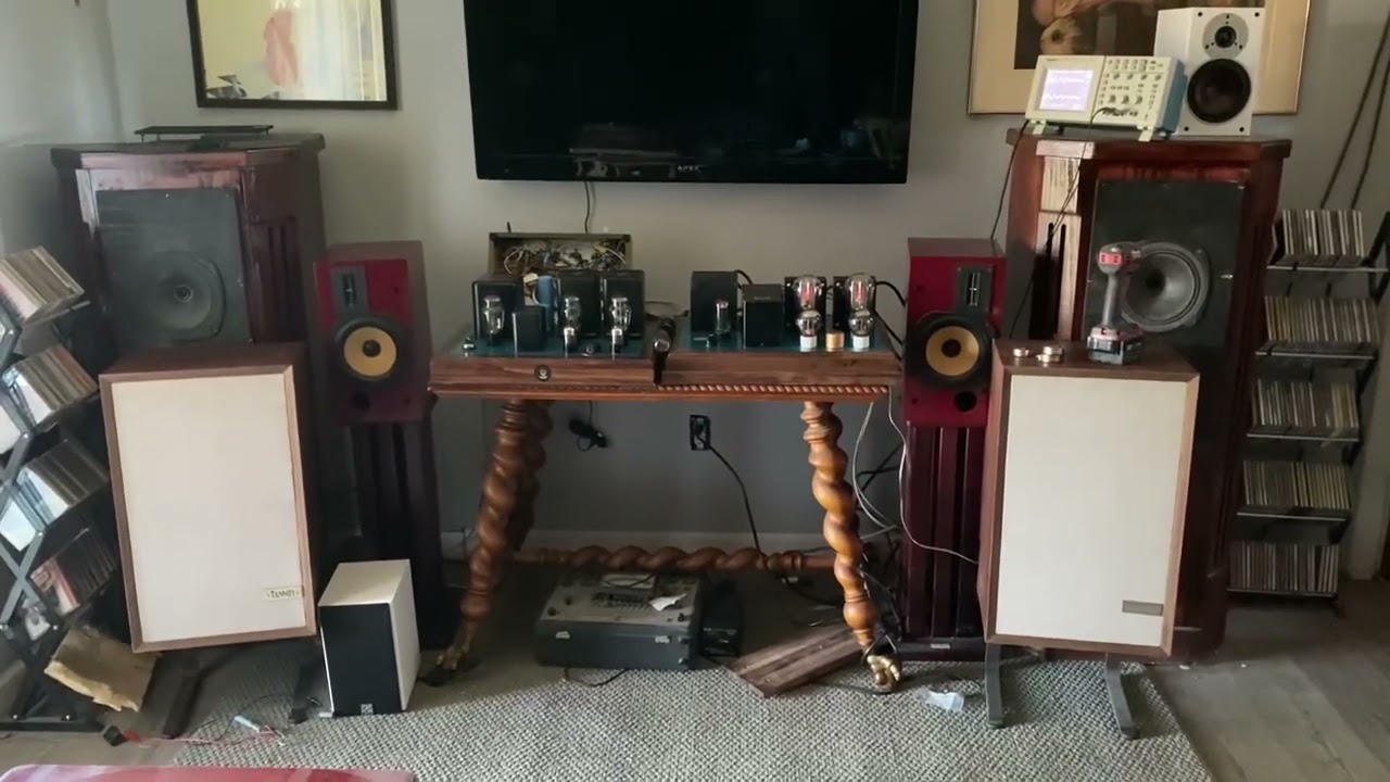 Pilot SP-210 preamp with Bob G regulated power supply.