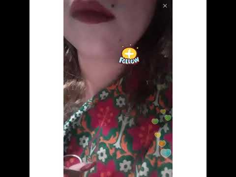 Pink lips lips on BIGO live