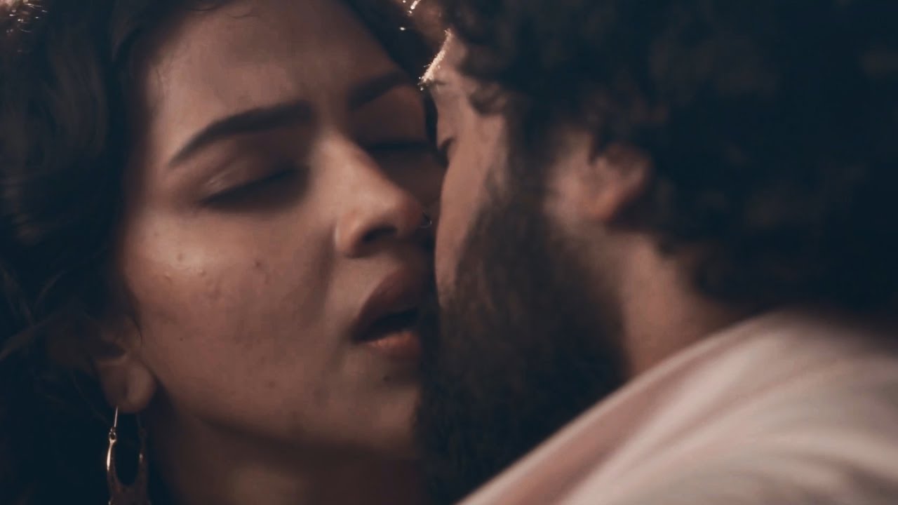 Pitta Kathalu / Kiss Scene — Meera and Shiva (Amala Paul and Ashwin Kakumanu)