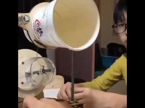 Plastik bardak ile ses kaydı.