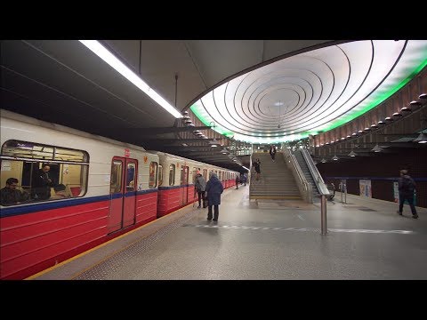 Poland, Warsaw, metro ride from Marymont to Plac Wilsona, 11X elevator, 4X escalator