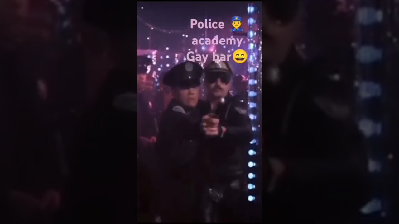 polis akademisi meşhur gay bar sahnesi mahoni ve kumandan fena yakalanıyor 😄👮👠dans #policeacademy