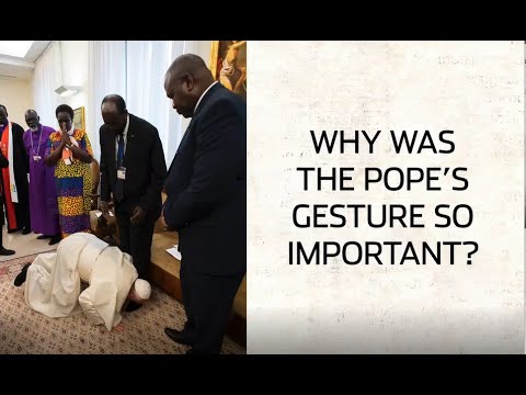 Pope Francis and the kissing of the feet of South Sudanese Leaders 1