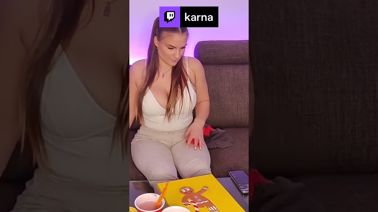 Popping big balloon with one arm| karna on #Twitch