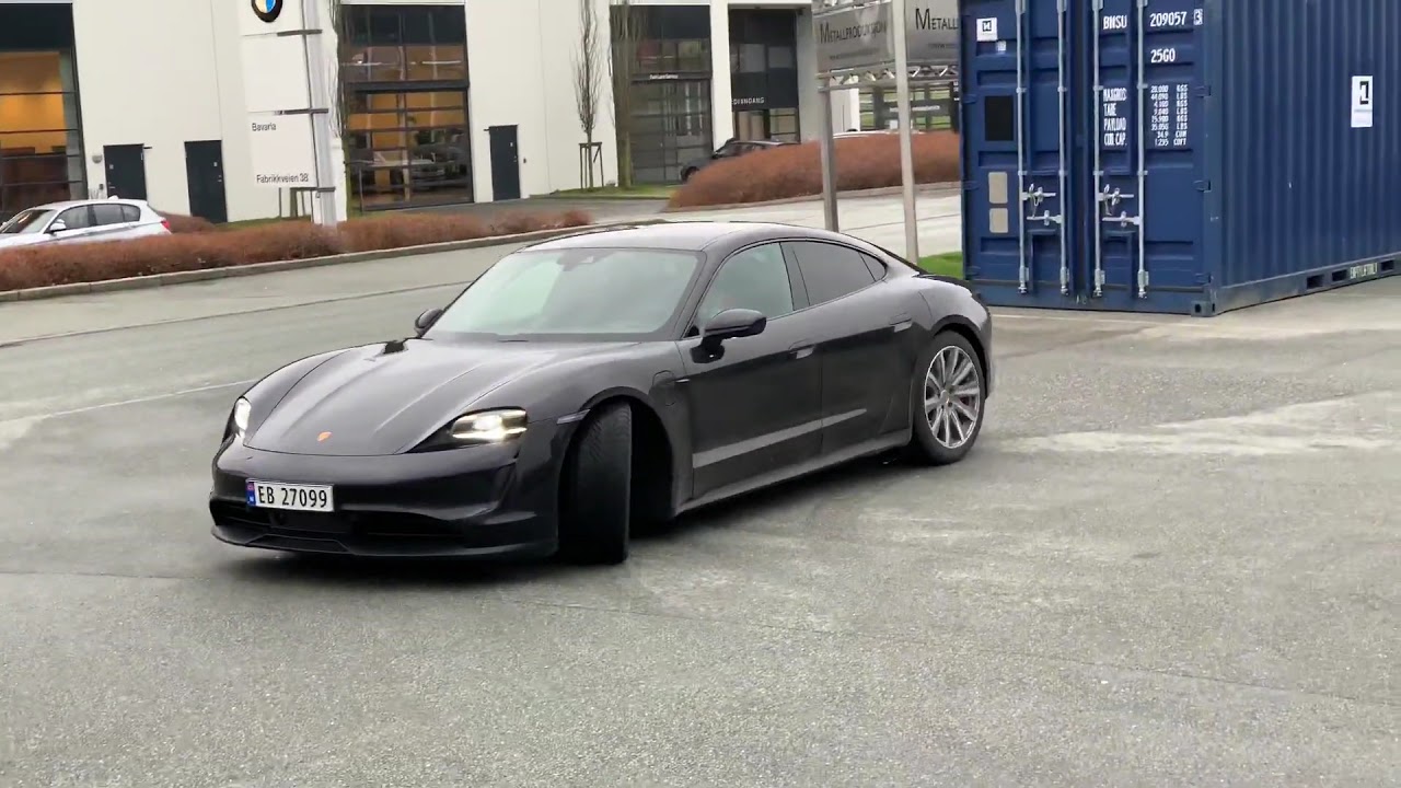 Porsche Taycan SOUND! Turn up the volume - the BEST EV sounding car so far
