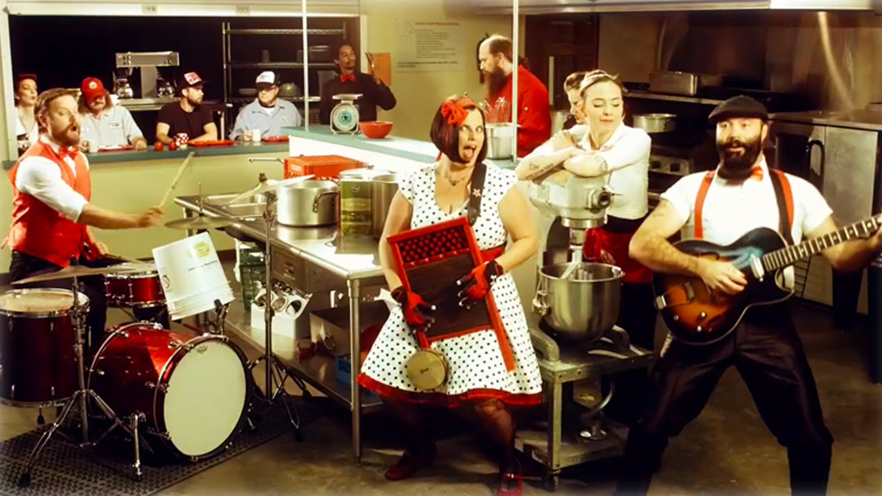 Pot Roast and Kisses - The Reverend Peyton's Big Damn Band