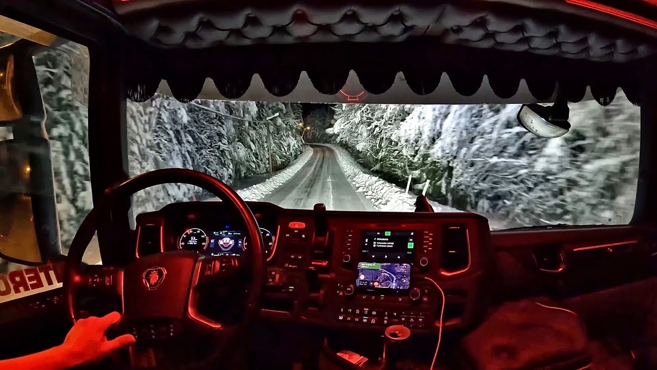 POV Driving Scania 590S - Winter has arrived!