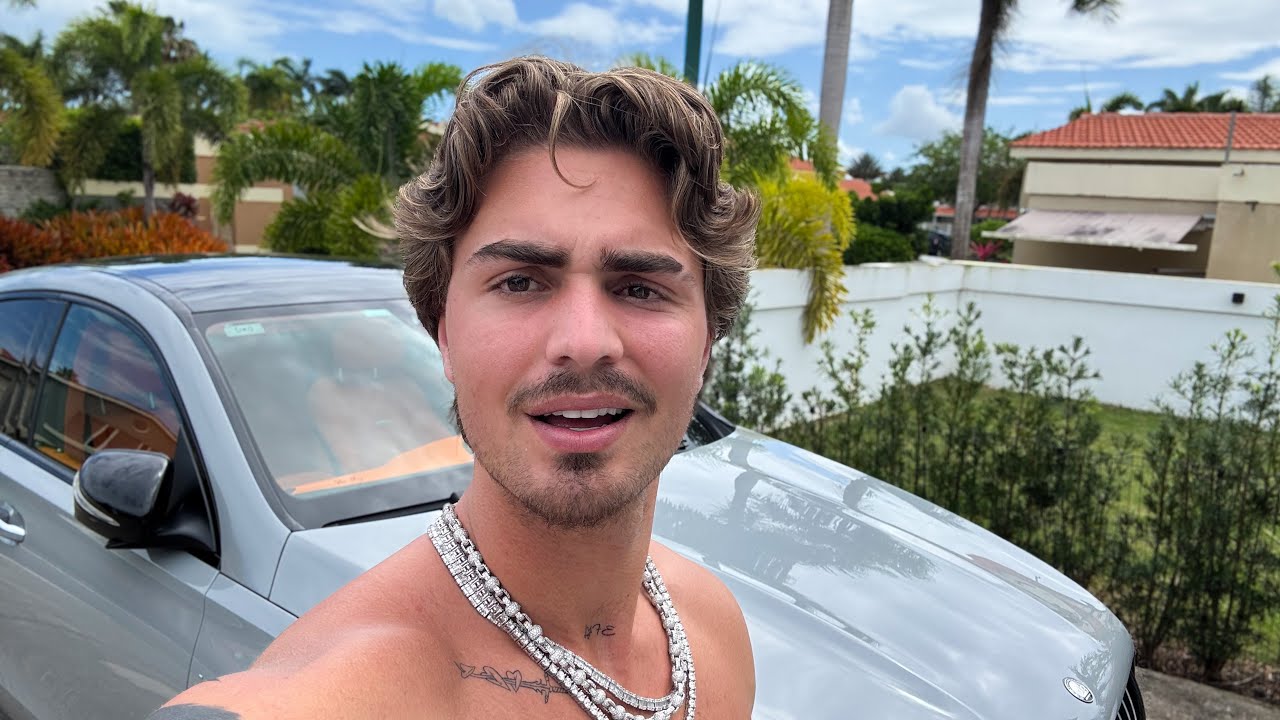 POV: You’re A 22 y/o Millionaire Day Trader Living On An Island