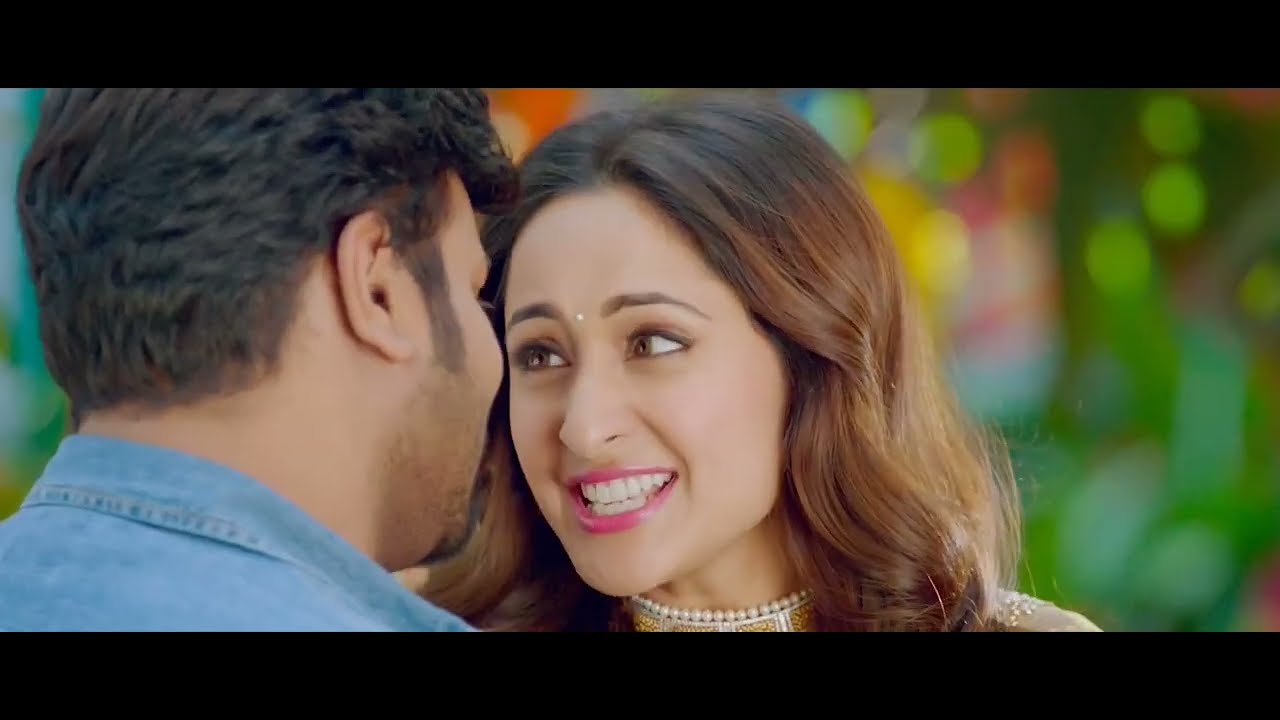 Pragya Jaiswal Hot Navel Show All Scenes - Gunturodu