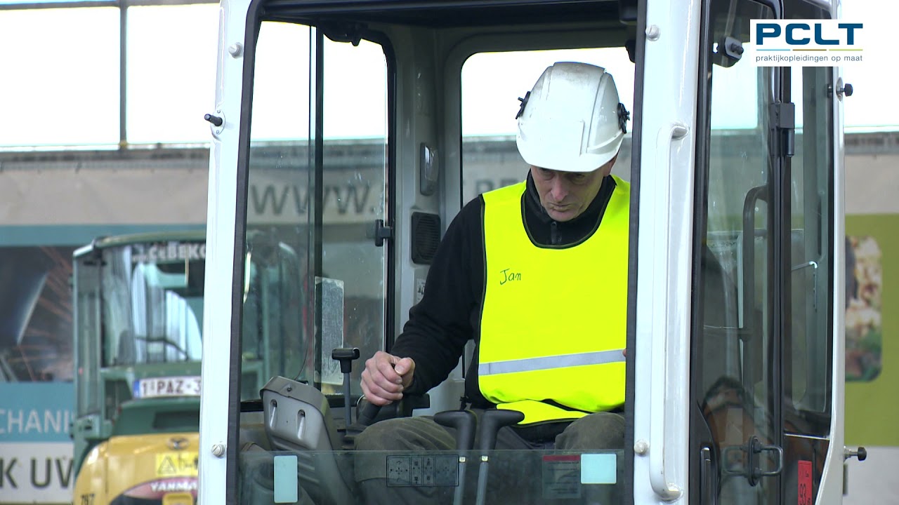 Praktijkopleiding in beeld: Graafmachines - Behaal uw attest! | Opleidingscentrum PCLT