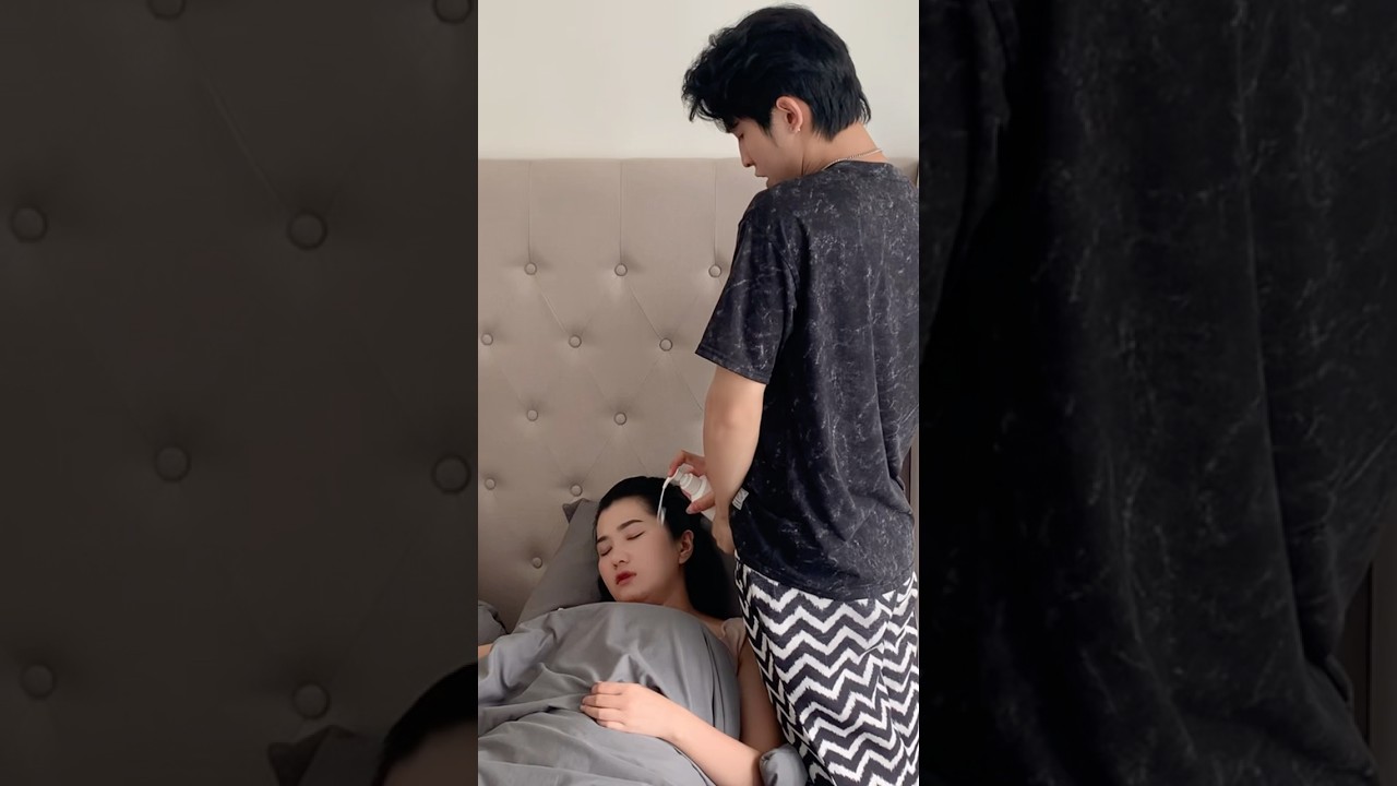PRANK MUNCRATIN DI MUKA AYANG #comedy