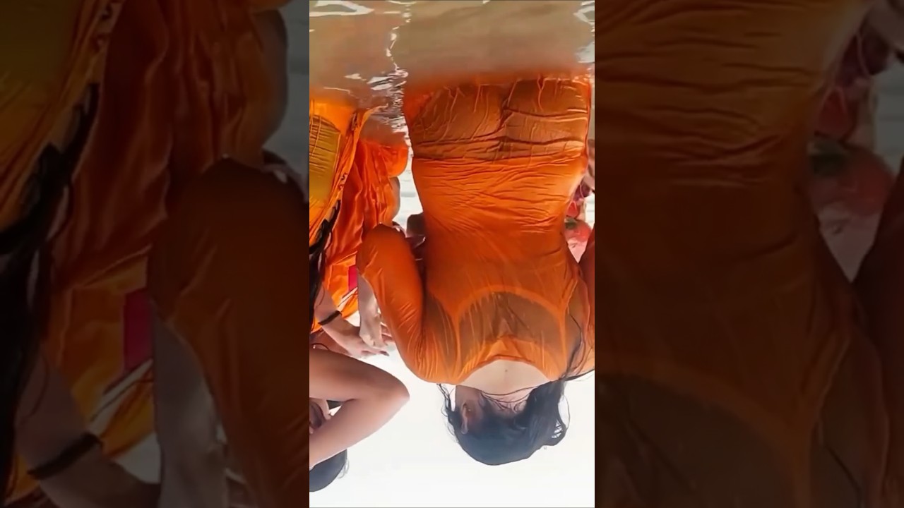 Prayagraj kumbh Mela women bathing video//prayagraj kumbh women bathing 2025 #prayagraj #ganga